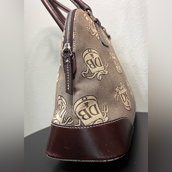 Vintage Dooney & Bourke Signature Zip Around Donegal Crest Domed Satchel Bag - Picture 8 of 16